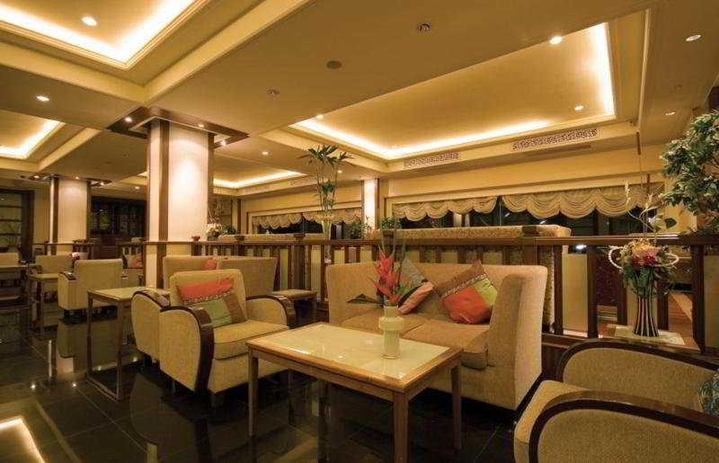 Chakungrao Riverview Hotel Кампаенг Пет Екстериор снимка